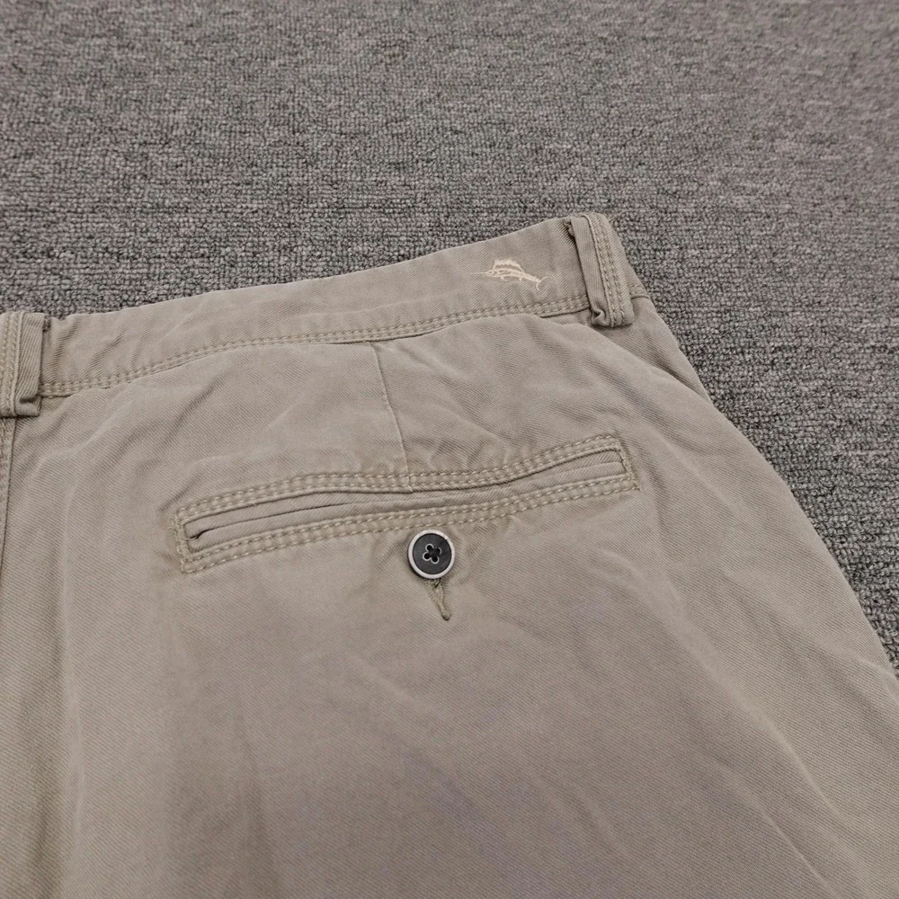 Tommy Bahama Shorts Mens 36 Beige Tencel Lyocell Chino Stretch 10 Inseam Casual